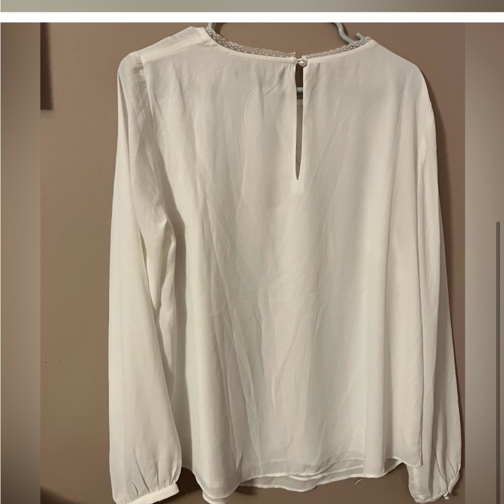 White House black market embroidered blouse size 12 new with tags. - Picture 4 of 4